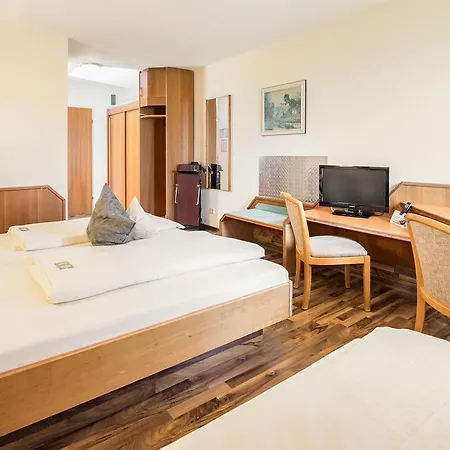 Kemnater Hof 3*