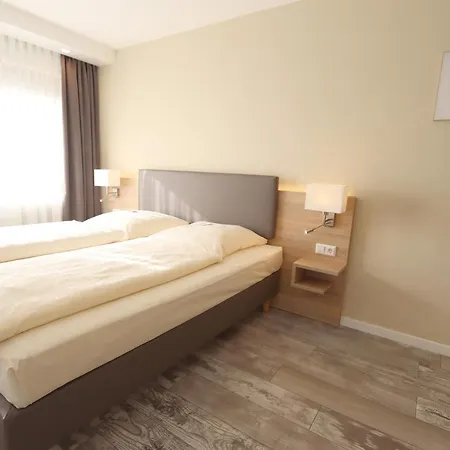 Kemnater Hof 3*