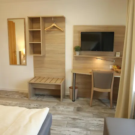 酒店 Kemnater Hof 3*