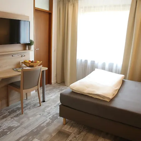 Kemnater Hof Self-check-in 3* 奥斯特菲尔登