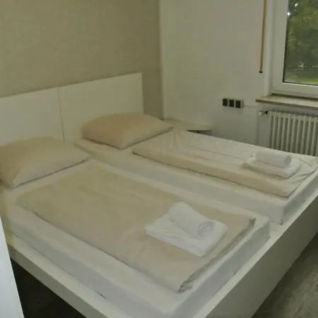 מלון Kemnater Hof Self-check-in 3*