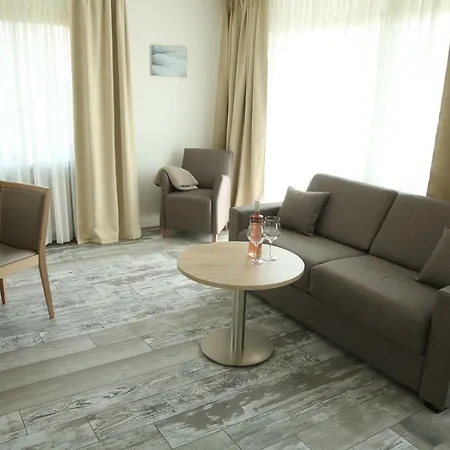 מלון Kemnater Hof Self-check-in 3*